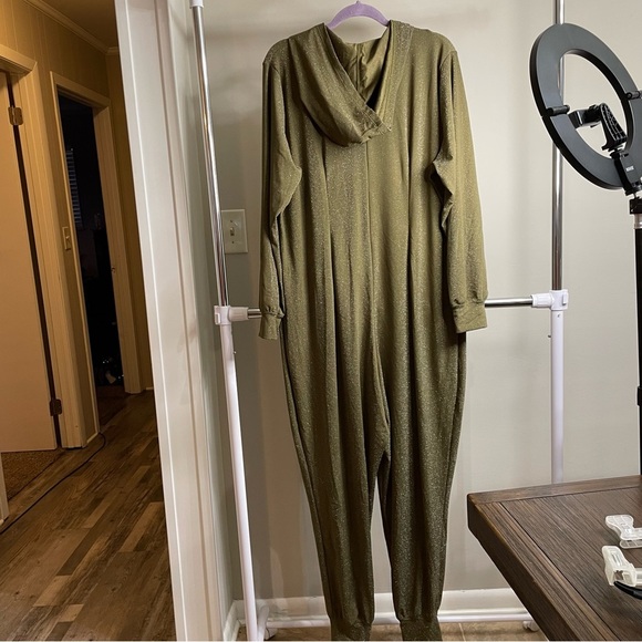 Savage X Fenty Sleep & Shine Olive Green Hooded Onsie 3x Romper Shimmer Rhiana - Picture 2 of 6